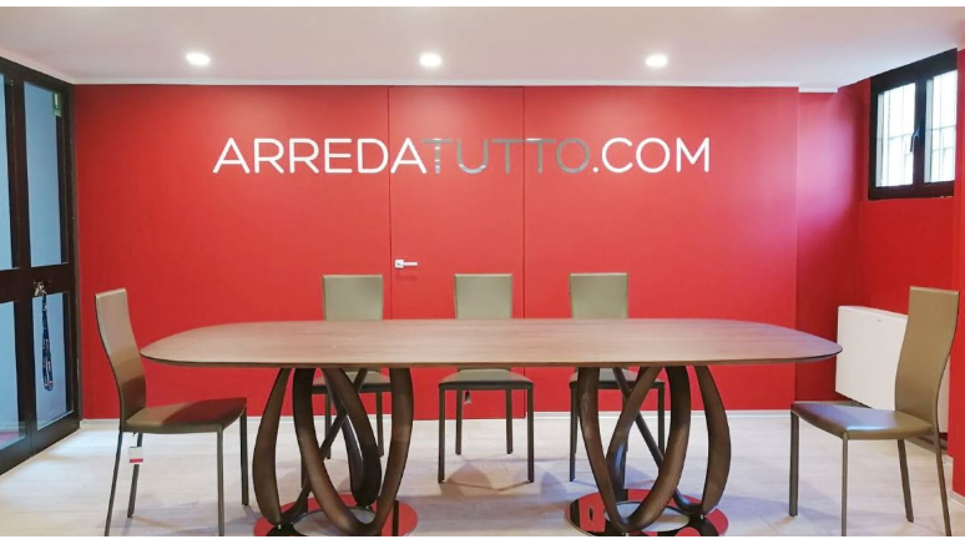 Piu di un negozio di mobili online